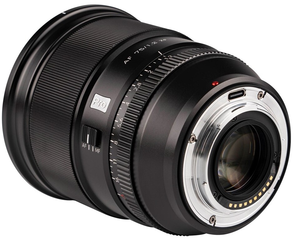 Viltrox AF 75mm F/1.2 Pro X-mount